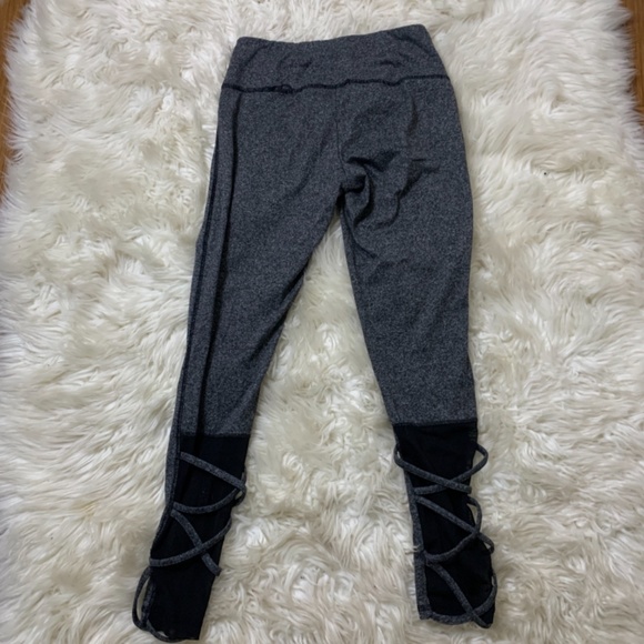 Grey gym leggings - Picture 2 of 2